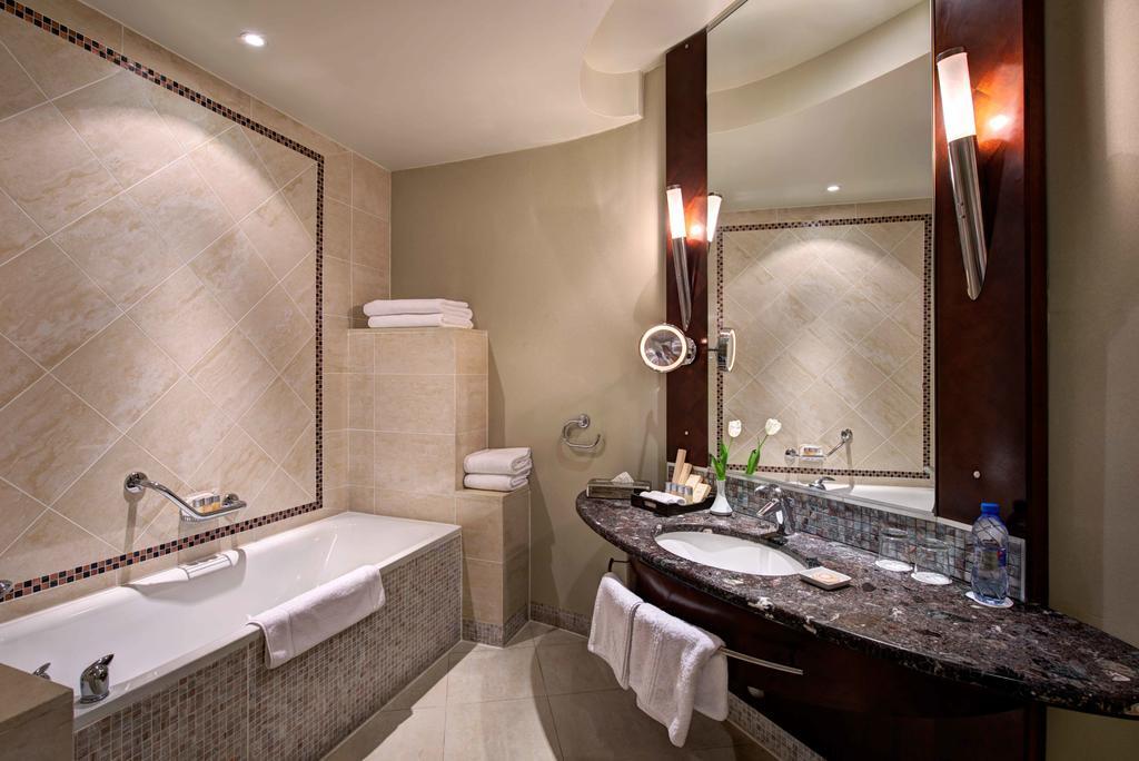 Corinthia Tripoli Hotel Exterior photo